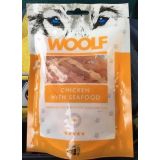 Pamlsok Woolf Dog Chicken and Seafood 100 g